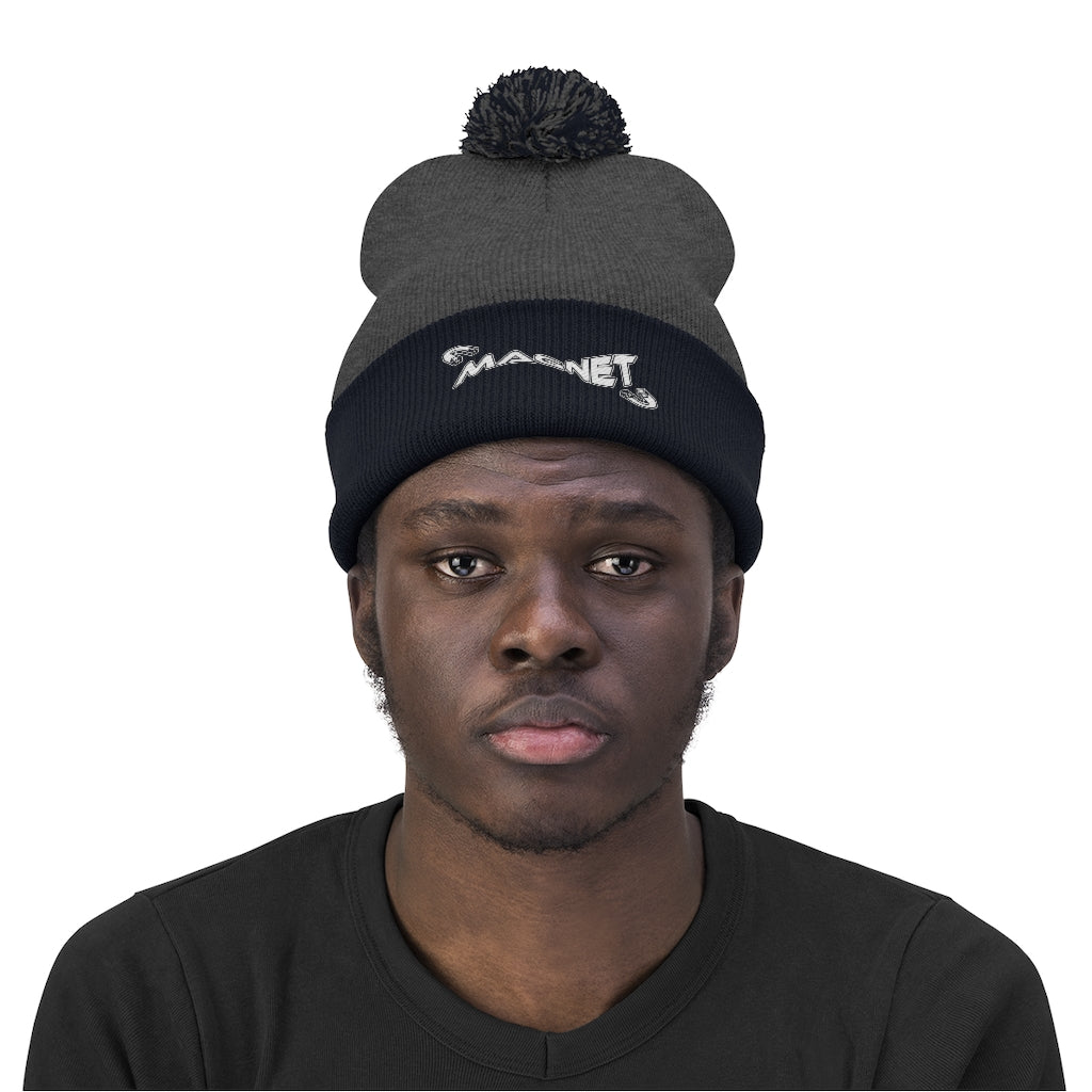 Magnet Classic Pom Pom Beanie