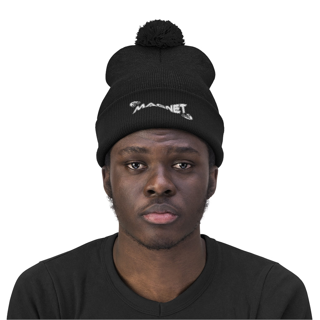 Magnet Classic Pom Pom Beanie